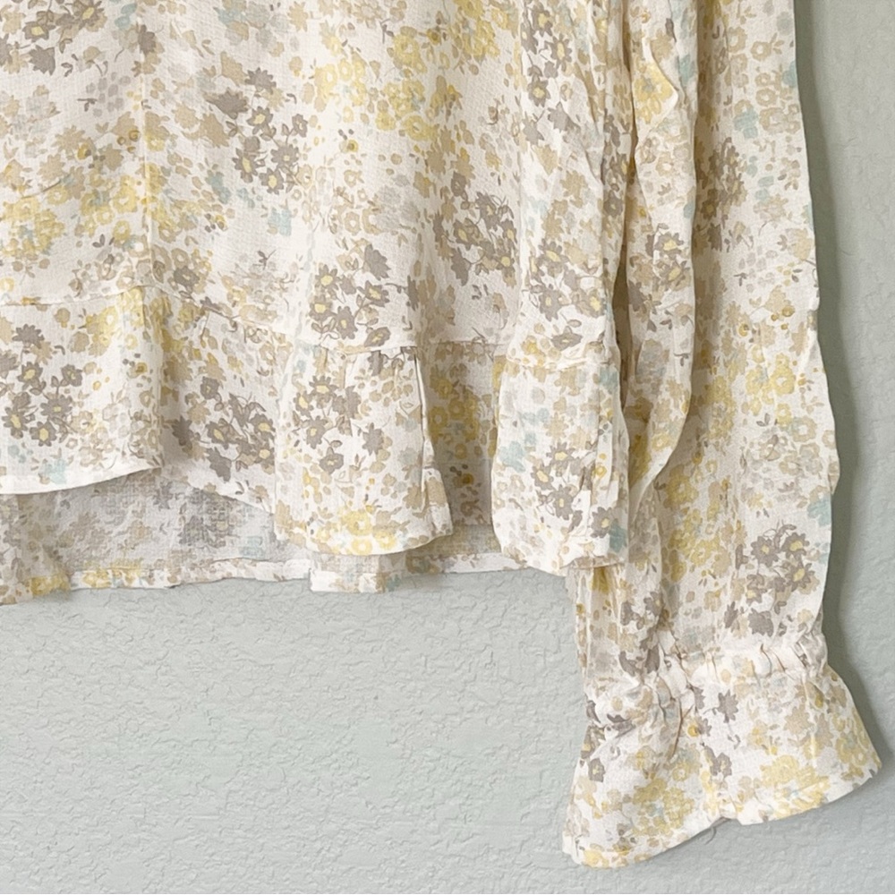 LUCKY BRAND Lightweight Pastel Floral Top Size S/P - Picture 2 of 3